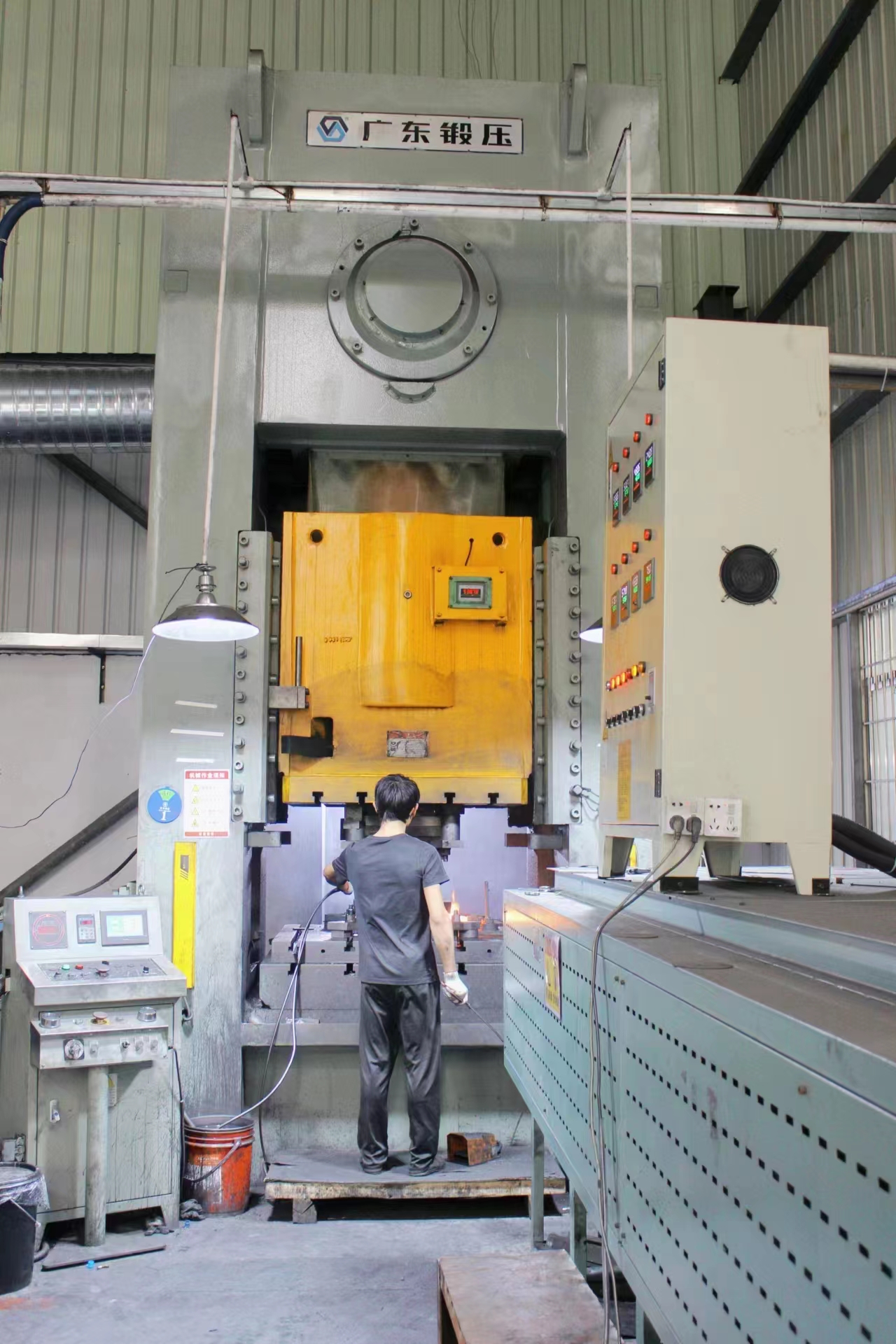 Looking for a reliable Forging Parts Manufacturer? Our forging factory offers affordable costs, high precision, and quality assurance. Contact us today for a quote!