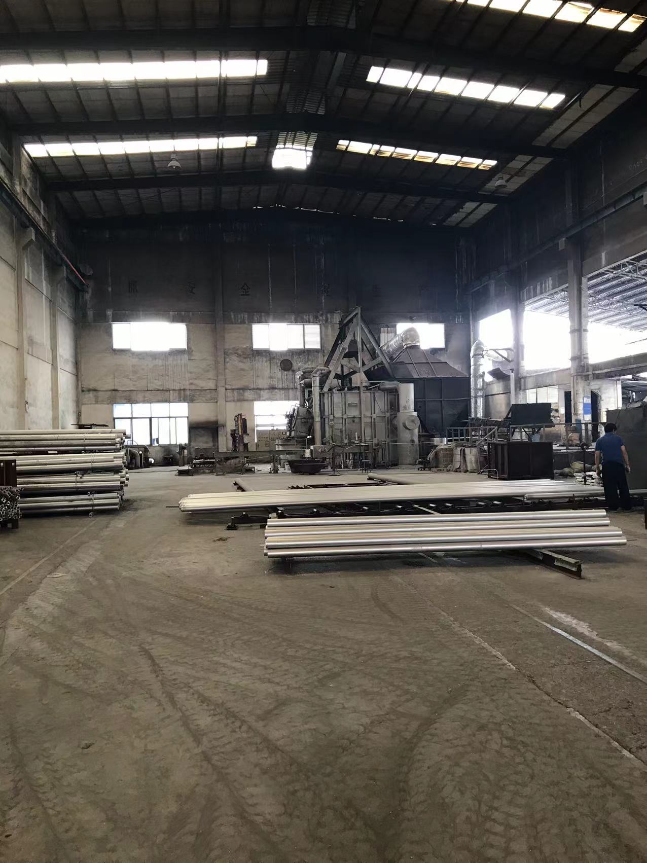 Aluminum Extruding Manufacturing | Expert CNC, Polishing, Anodic Oxidation Services